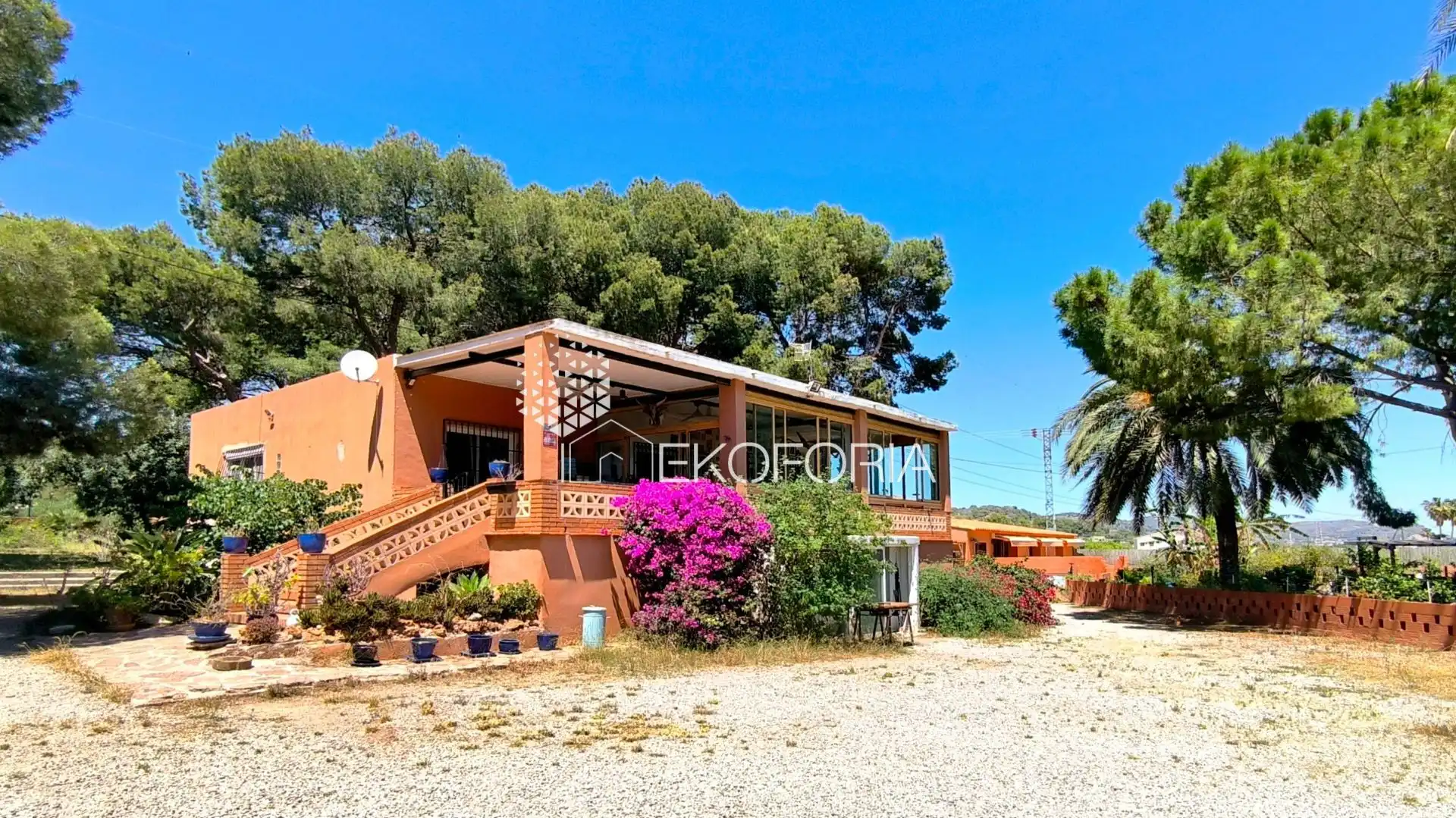 Exterior view of Houses for sale in Alfinach - Los Monasterios