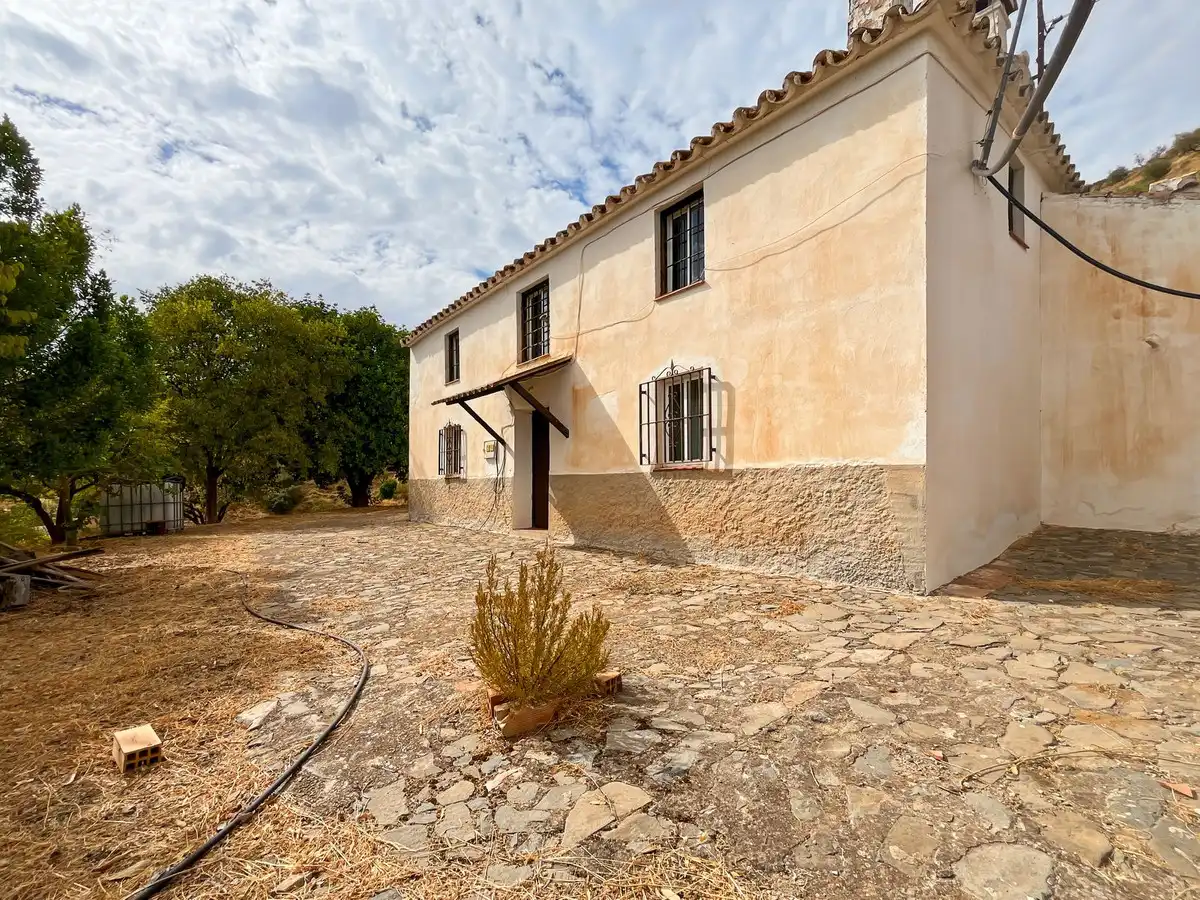 Außenansicht von Country house zum Verkauf in Málaga mit Abstellraum