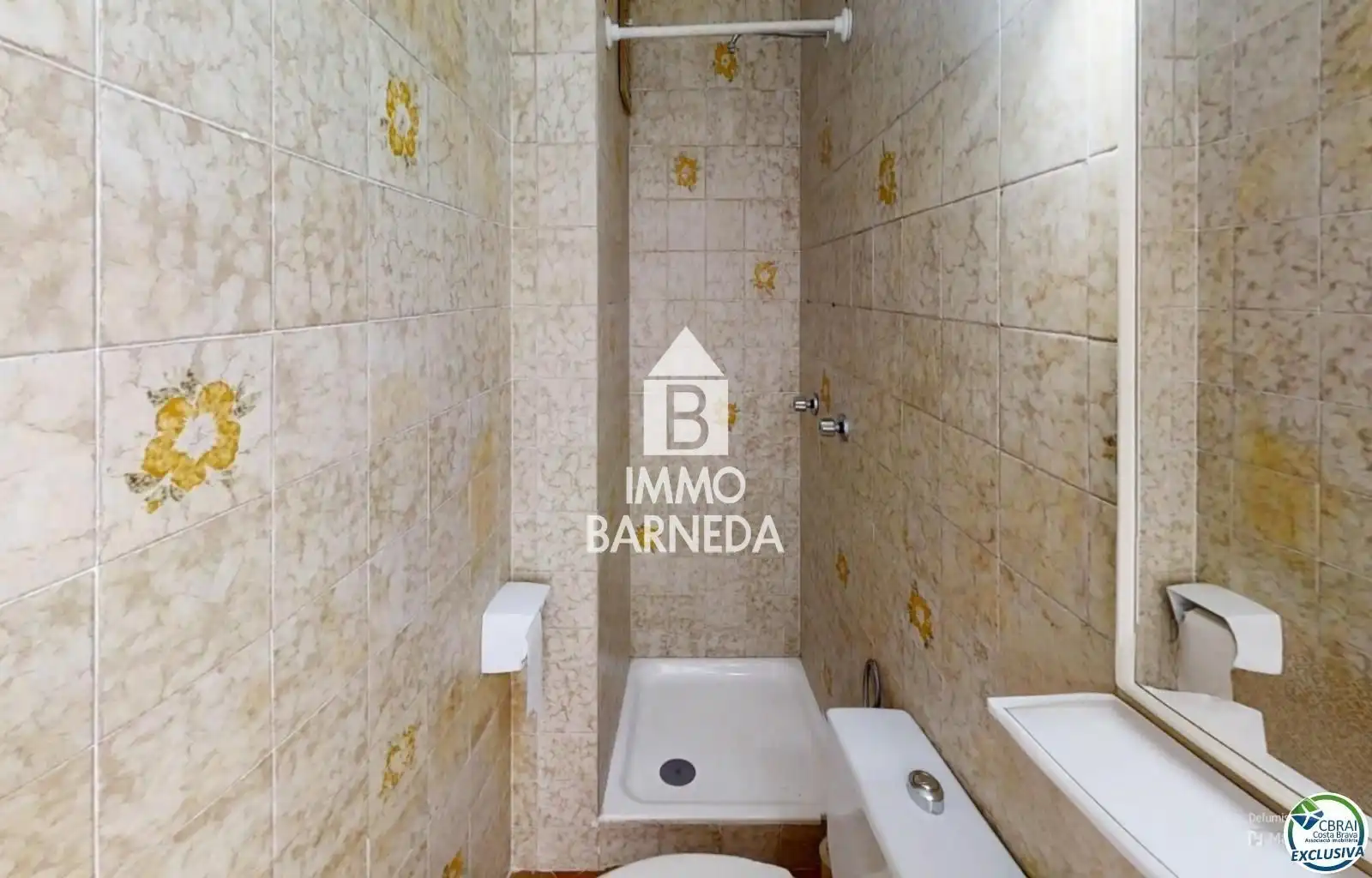 Bathroom of Flat for sale in Empuriabrava  with Terrace, Swimming Pool and Furnished