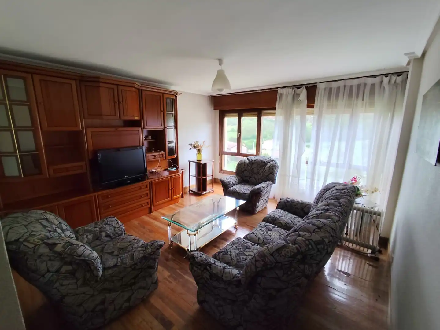Sala de estar de Piso en venta en Valderredible con Trastero y Amueblado