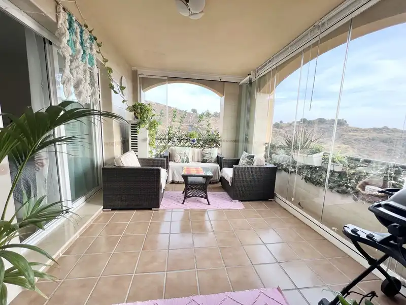 Apartamento con terraza en venta en Calahonda, imagen 14