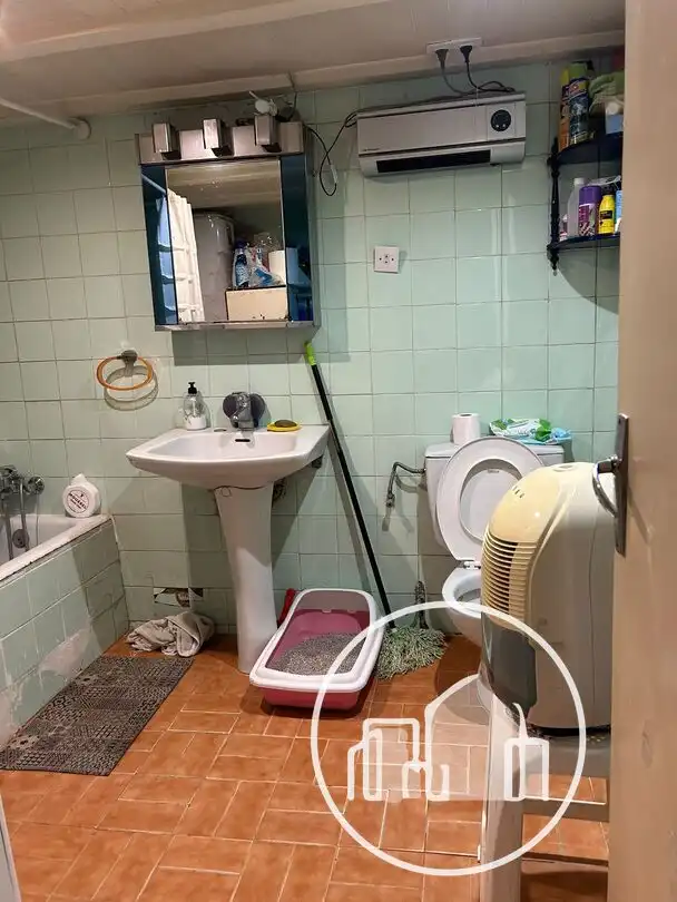 Baño de Casa o chalet en venta en Valle de Valdebezana con Calefacción, Terraza y Amueblado