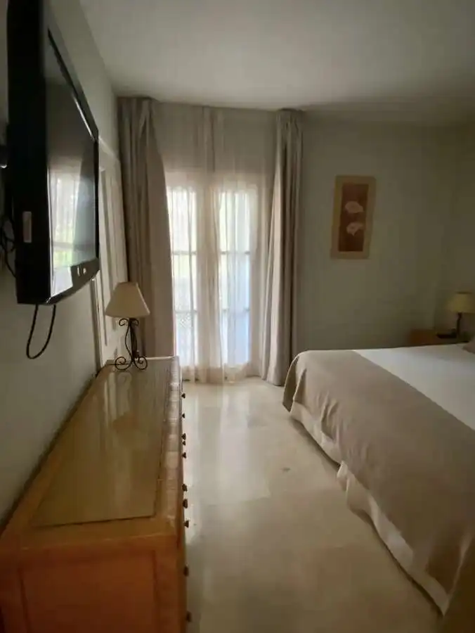 Bedroom of Flat for sale in Marbella  with Terrace and Swimming Pool