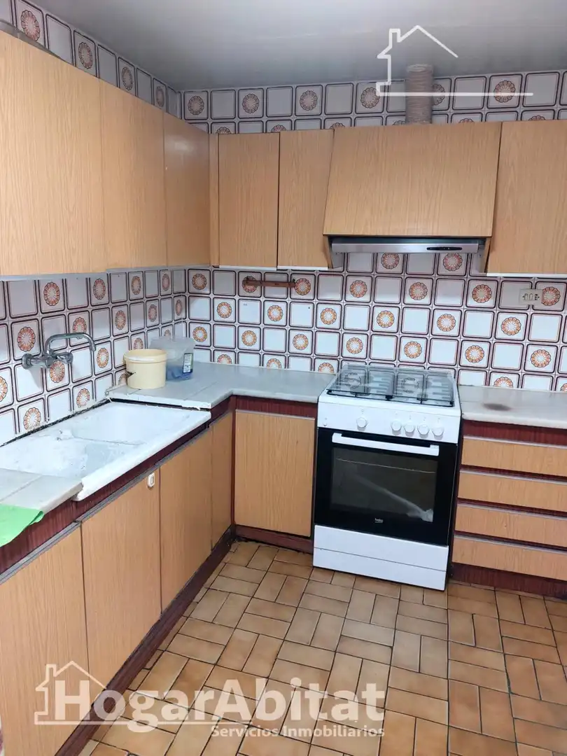 Cuina de Pis en venda en Nules amb Traster, Moblat i Balcó