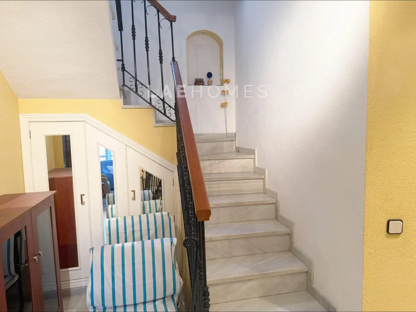 Maisonette zum Verkauf in Jaén mit Klimaanlage und Balkon