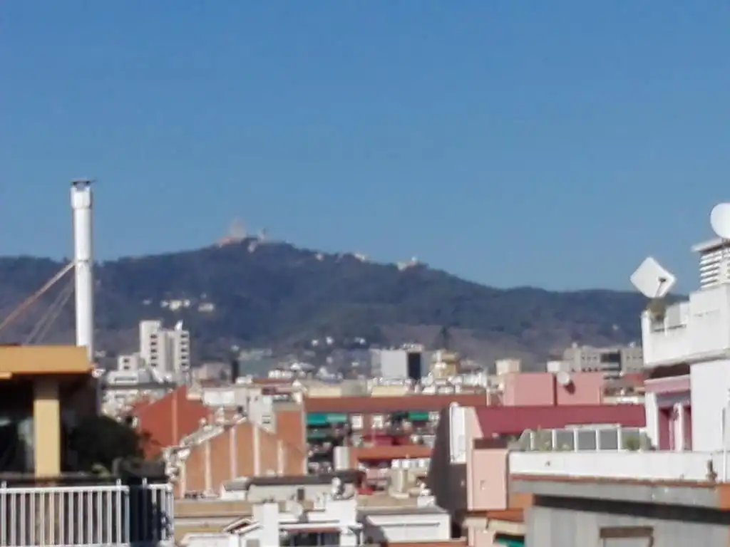 Exterior view of Attic for sale in Barcelona  with Air Conditioner and Terrace