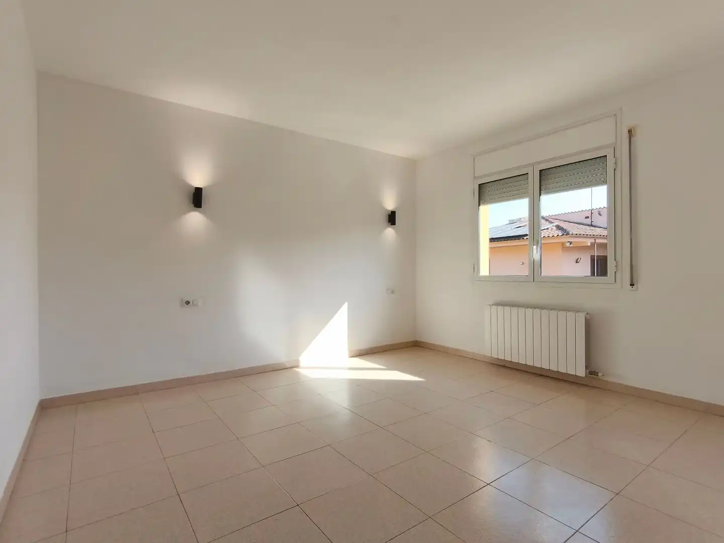 Sala d'estar de Casa o xalet de lloguer en Quart amb Calefacció i Jardí privat