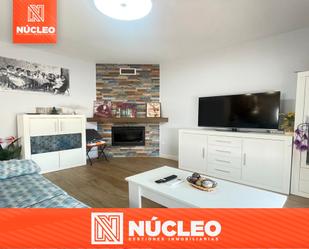 Sala d'estar de Casa o xalet en venda en Dolores amb Aire condicionat, Terrassa i Moblat