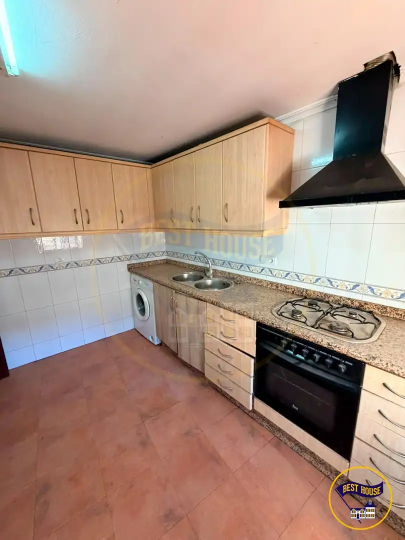 Kitchen of Houses for sale in Enguídanos  with Furnished and Balcony