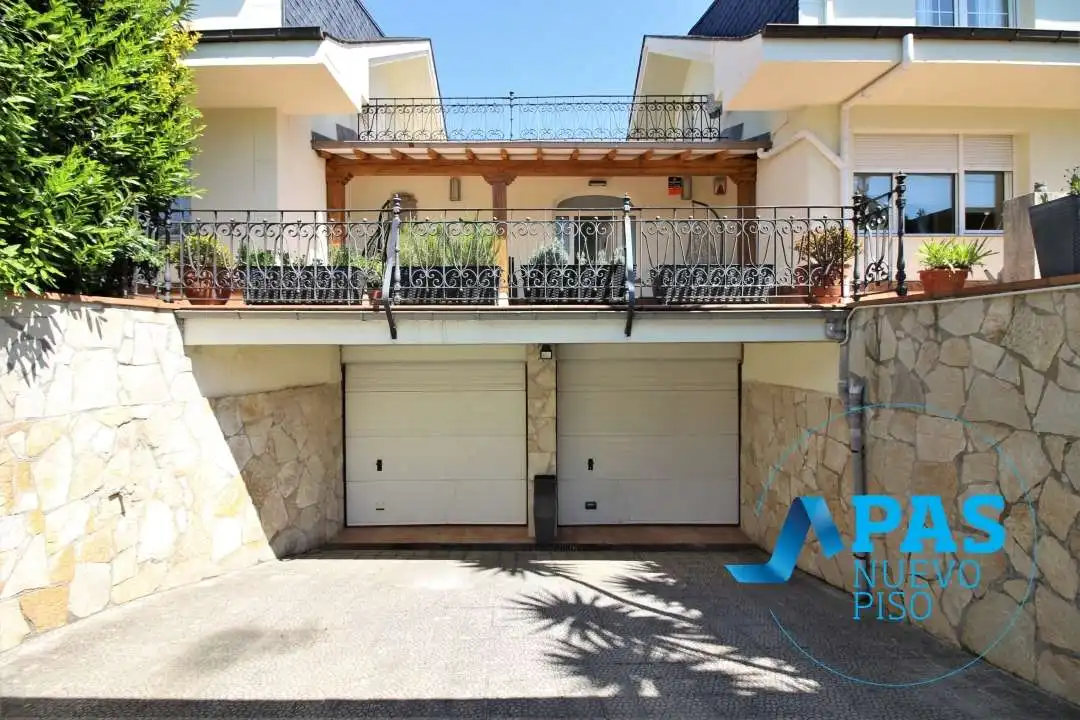 Exterior view of Houses for sale in Santander  with Heating, Private garden and Terrace