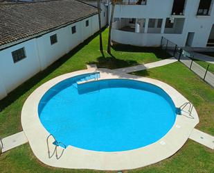 Piscina de Apartament de lloguer en Jerez de la Frontera amb Jardí privat, Balcó i Piscina comunitària