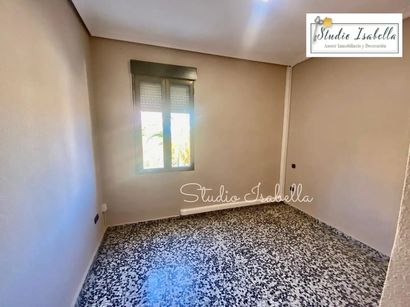Habitación de Piso de alquiler en Toledo con Aire acondicionado, Calefacción y Amueblado