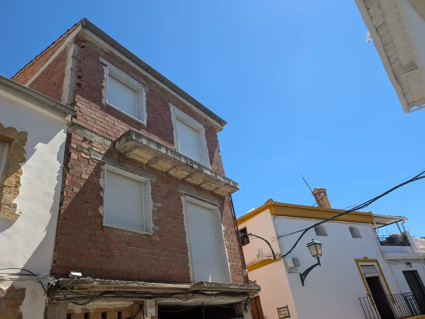 Außenansicht von Gebäude zum Verkauf in Alcaudete