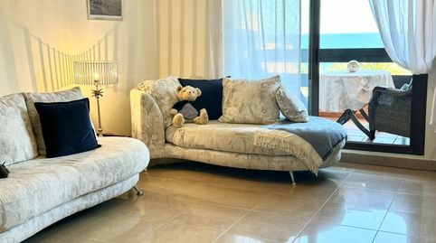 Foto 4 de Dúplex de alquiler en Calle Uen.r31 el Angel, Zona de Punta Plata, Estepona
