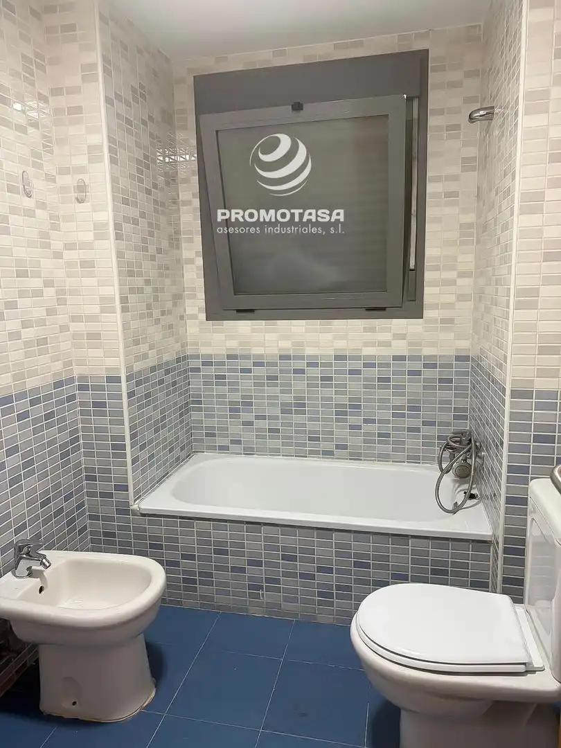 Bathroom of Flat for sale in Arganda del Rey  with Heating and Storage room