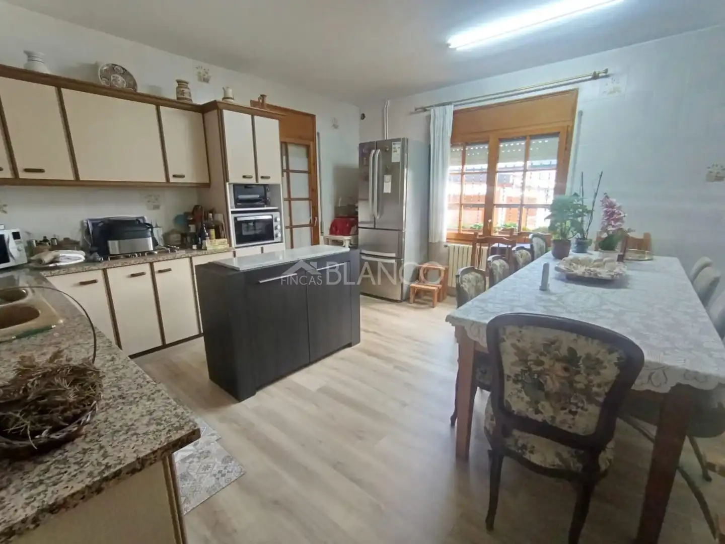 Cuina de Casa o xalet en venda en Piera amb Calefacció, Jardí privat i Parquet