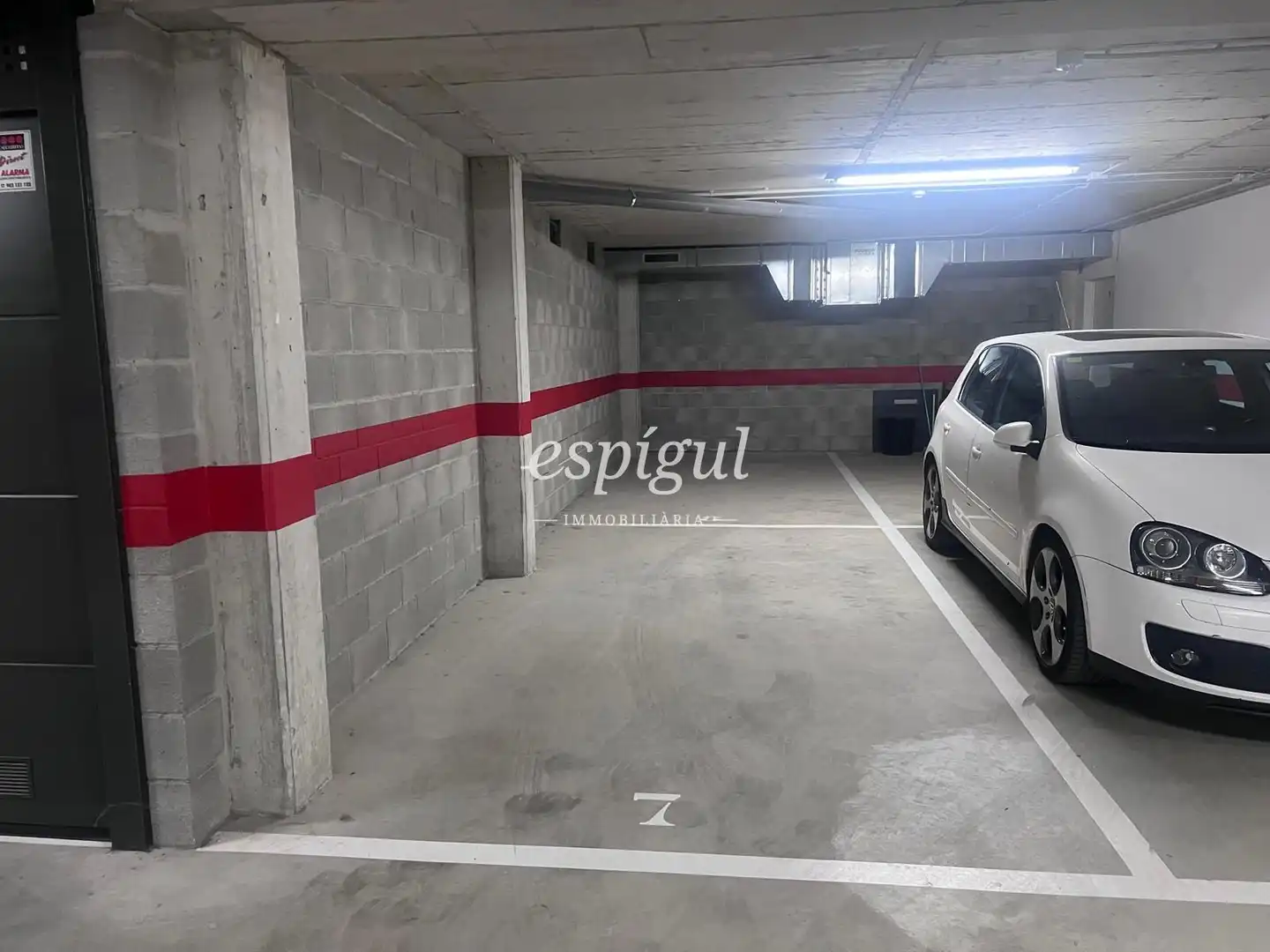 Parkplatz von Garage zum Verkauf in Fornells de la Selva