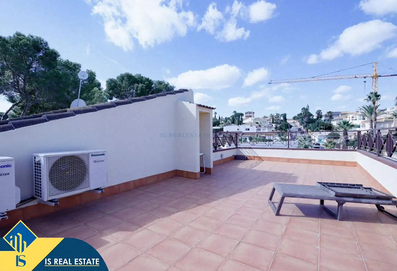 Chalet con terraza en venta en Los Balcones - Los Altos, imagen 37