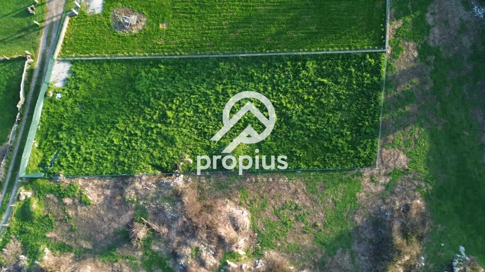 Land for sale in Llanes