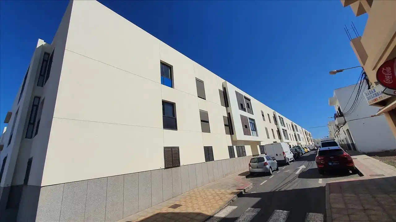 Exterior view of Garage for sale in Arrecife