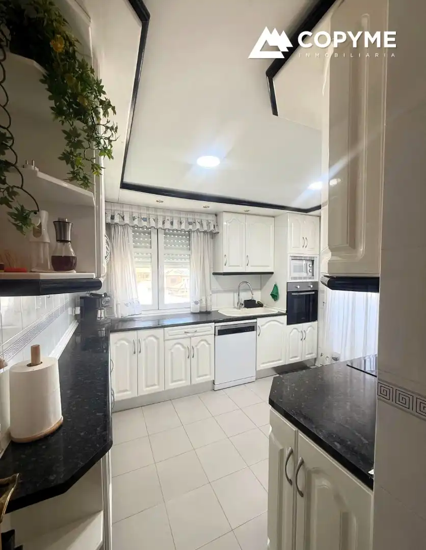 Cocina de Piso en venta en Torrijos con Aire acondicionado, Calefacción y Amueblado
