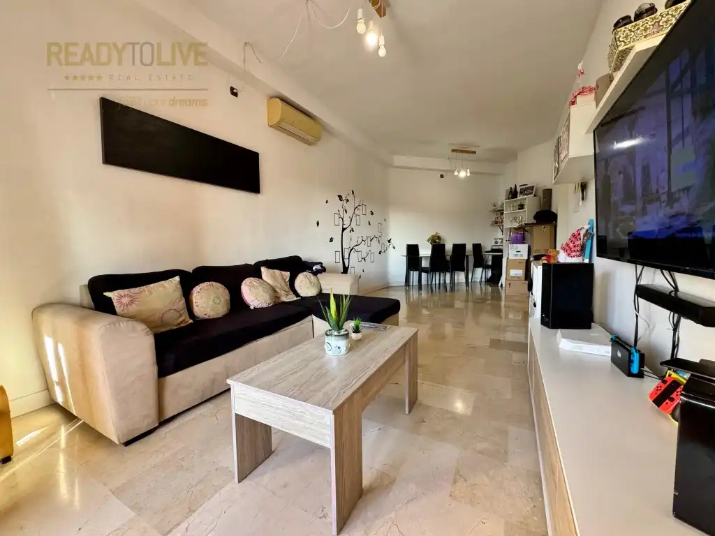 Living room of Flat for sale in Alcúdia  with Air Conditioner, Terrace and Furnished