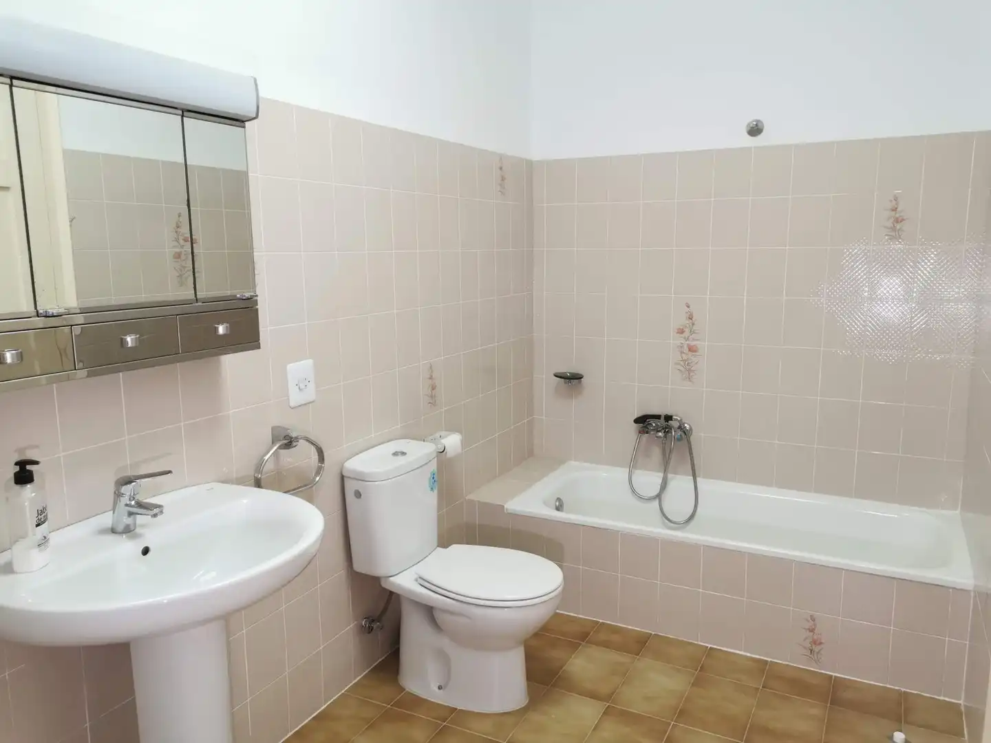 Bathroom of Detached homes for sale in Linyola