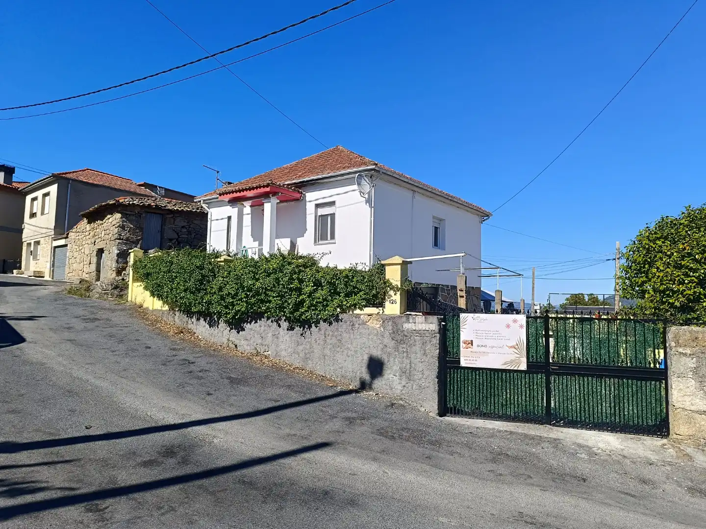 Vista exterior de Casa o xalet en venda en O Pereiro de Aguiar  amb Aire condicionat