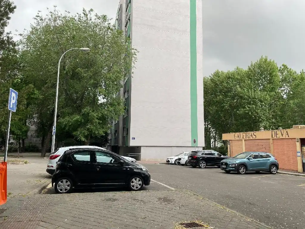 Aparcament de Planta baixa en venda en Madrid