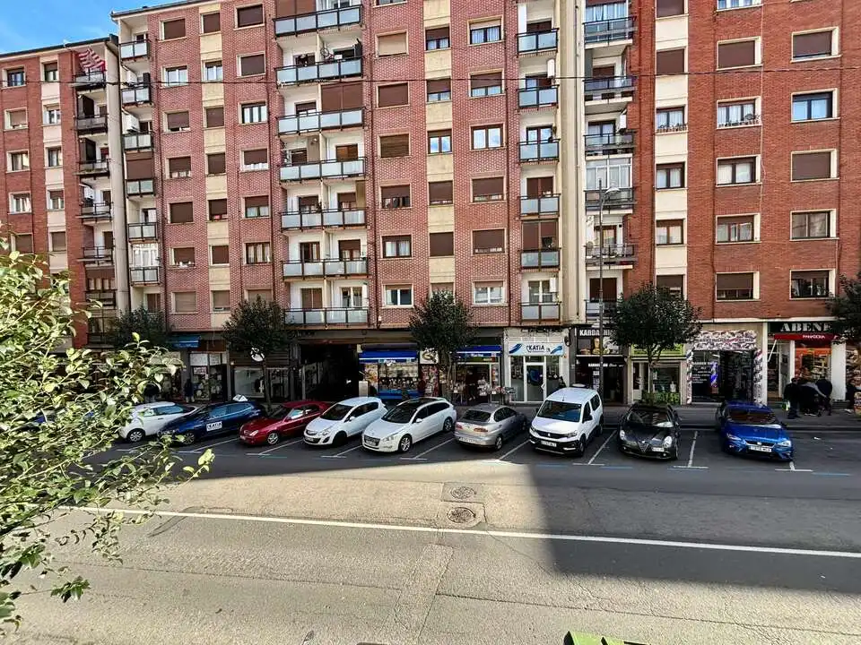 Piso en venta en Gordóniz Kalea, Rekalde Centro
