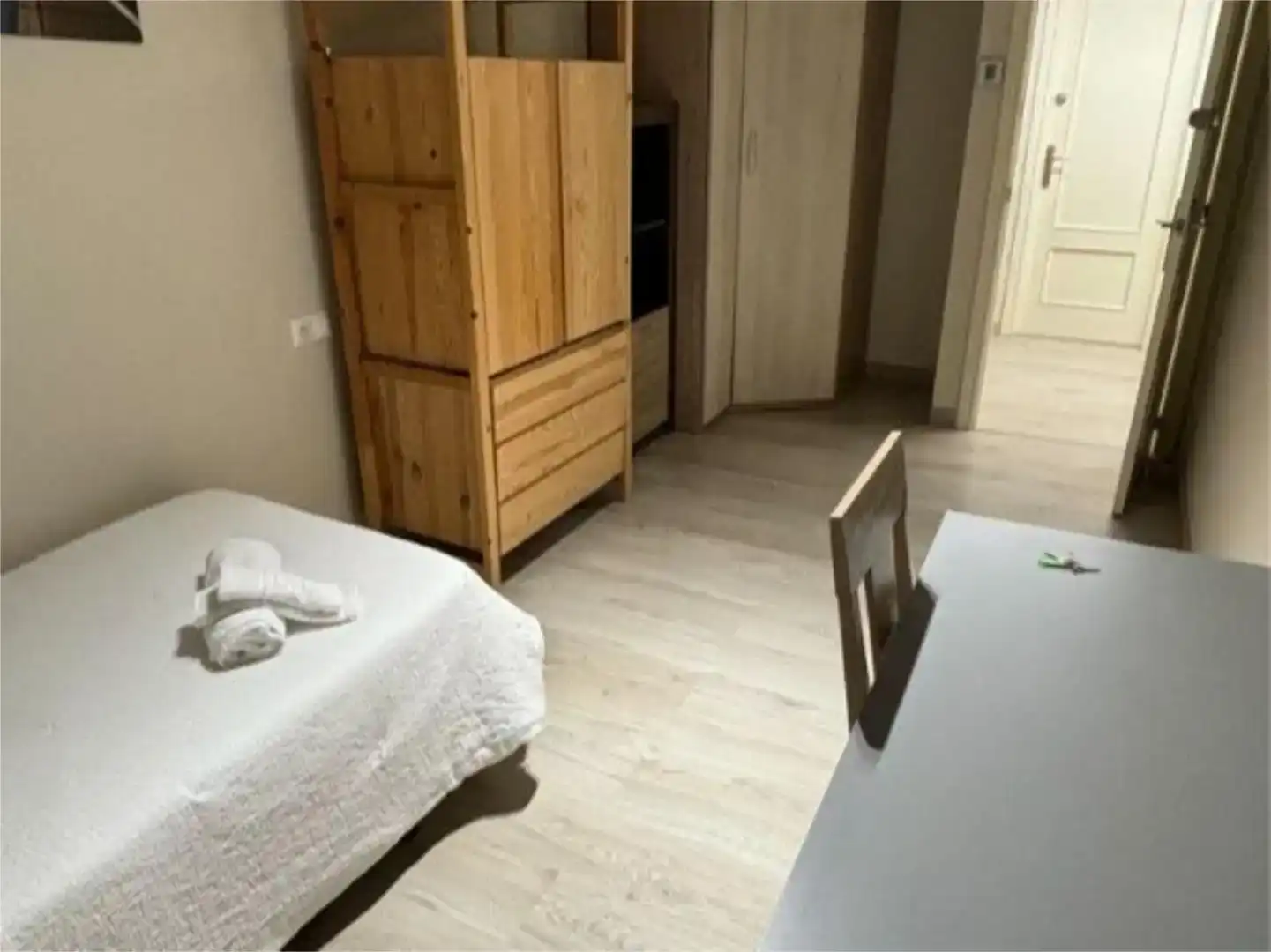 Dormitori de Pis per a compartir en Jaén amb Aire condicionat, Jardí privat i Parquet