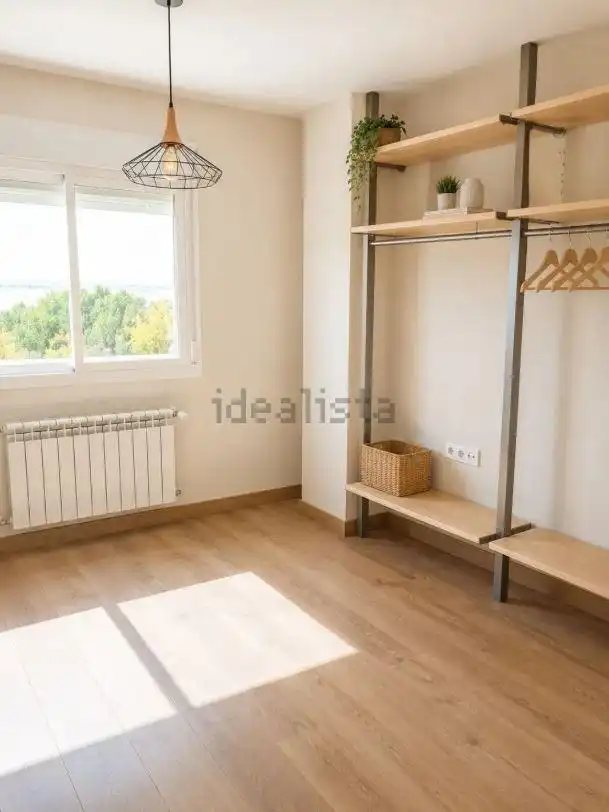 Habitación de Piso en venta en Cáceres con Calefacción y Terraza