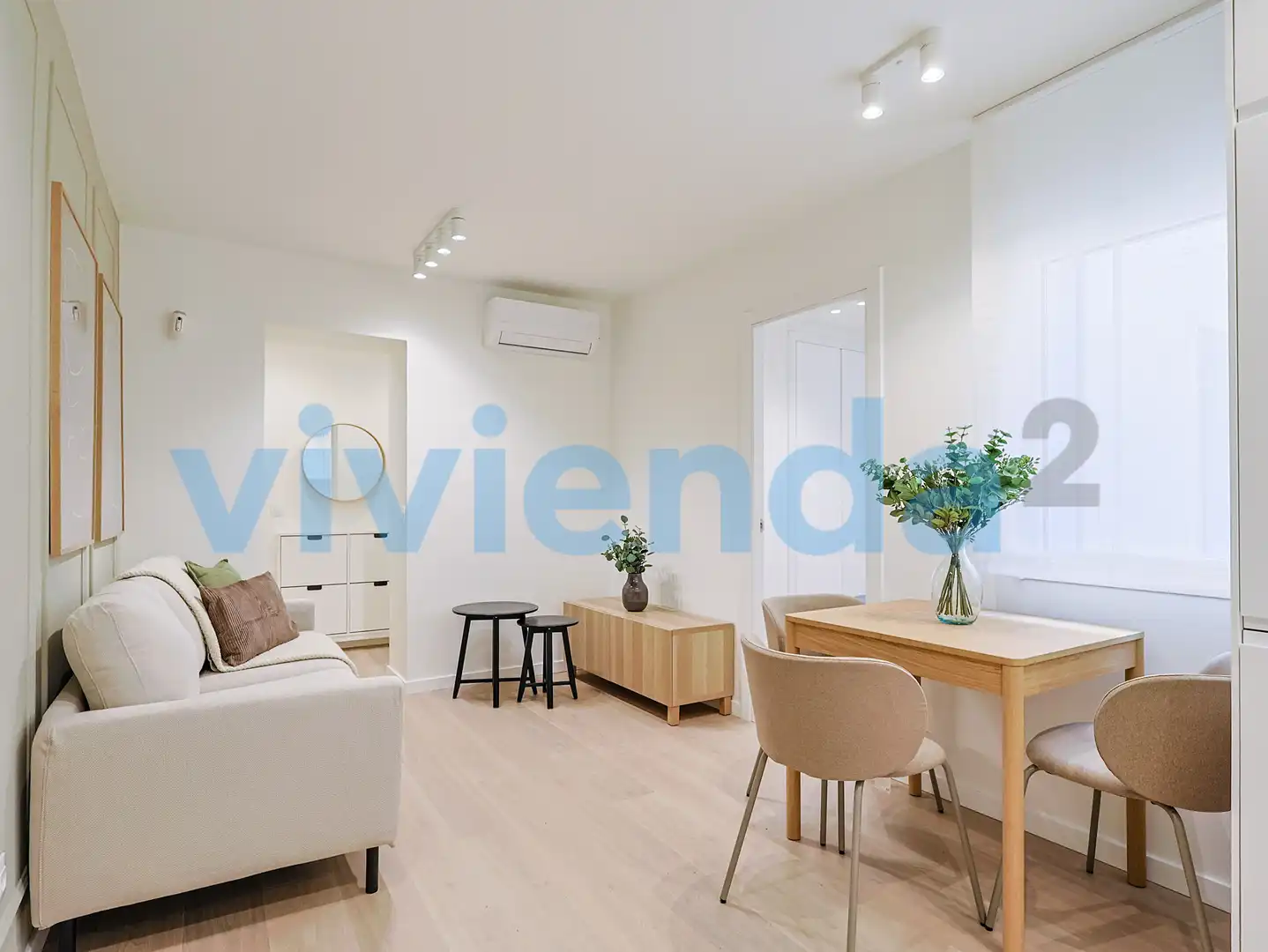 Wohnzimmer von Wohnung zur Miete in Madrid mit Klimaanlage und Balkon