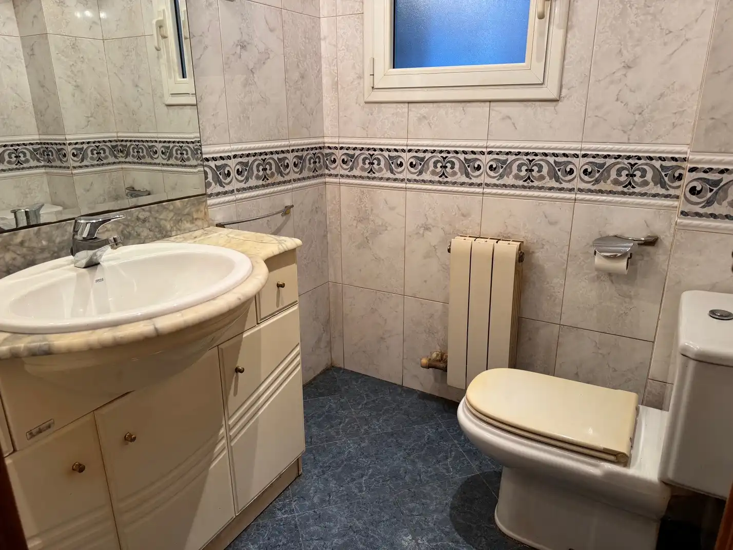 Baño de Piso en venta en Barcelona con Aire acondicionado, Calefacción y Horno