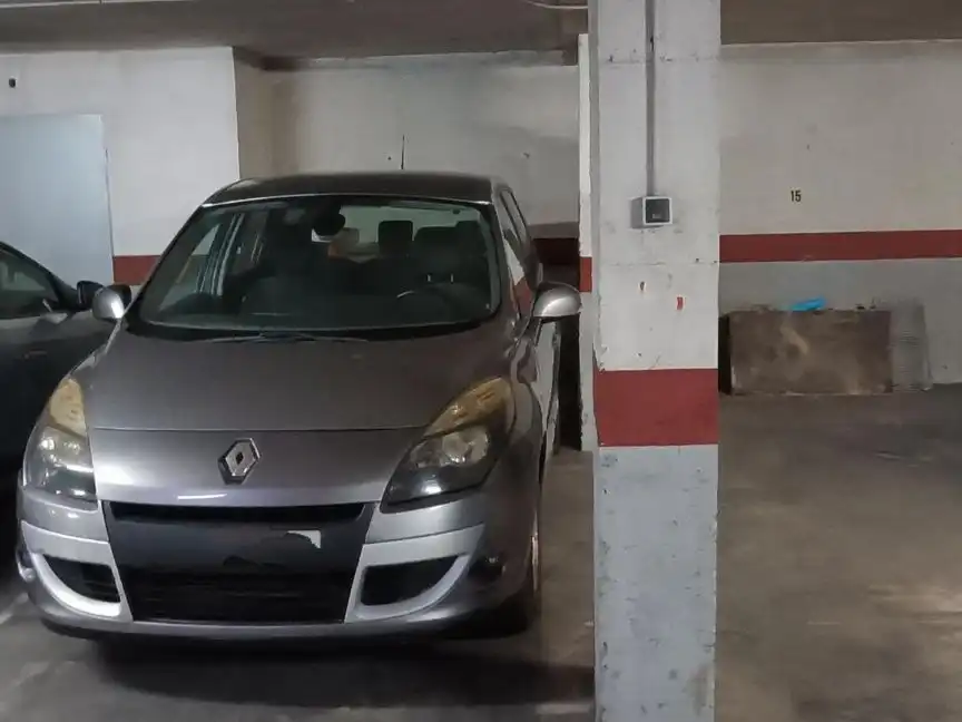Parkplatz von Garage zur Miete in Alicante / Alacant