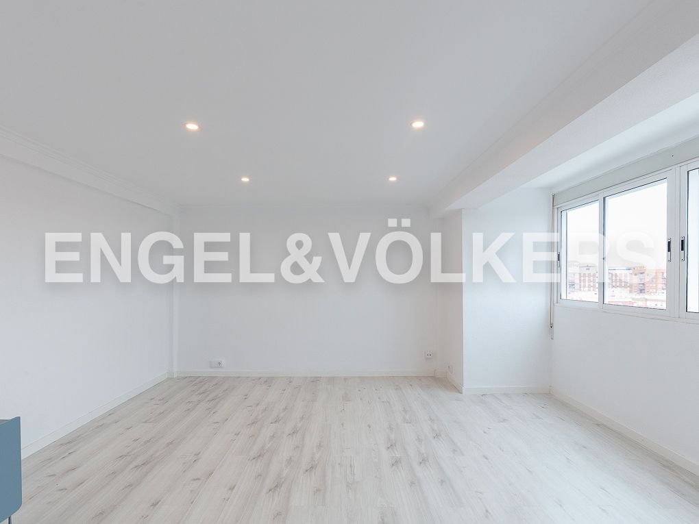 Apartament de lloguer a Avinguda del Primat Reig, Els Orriols