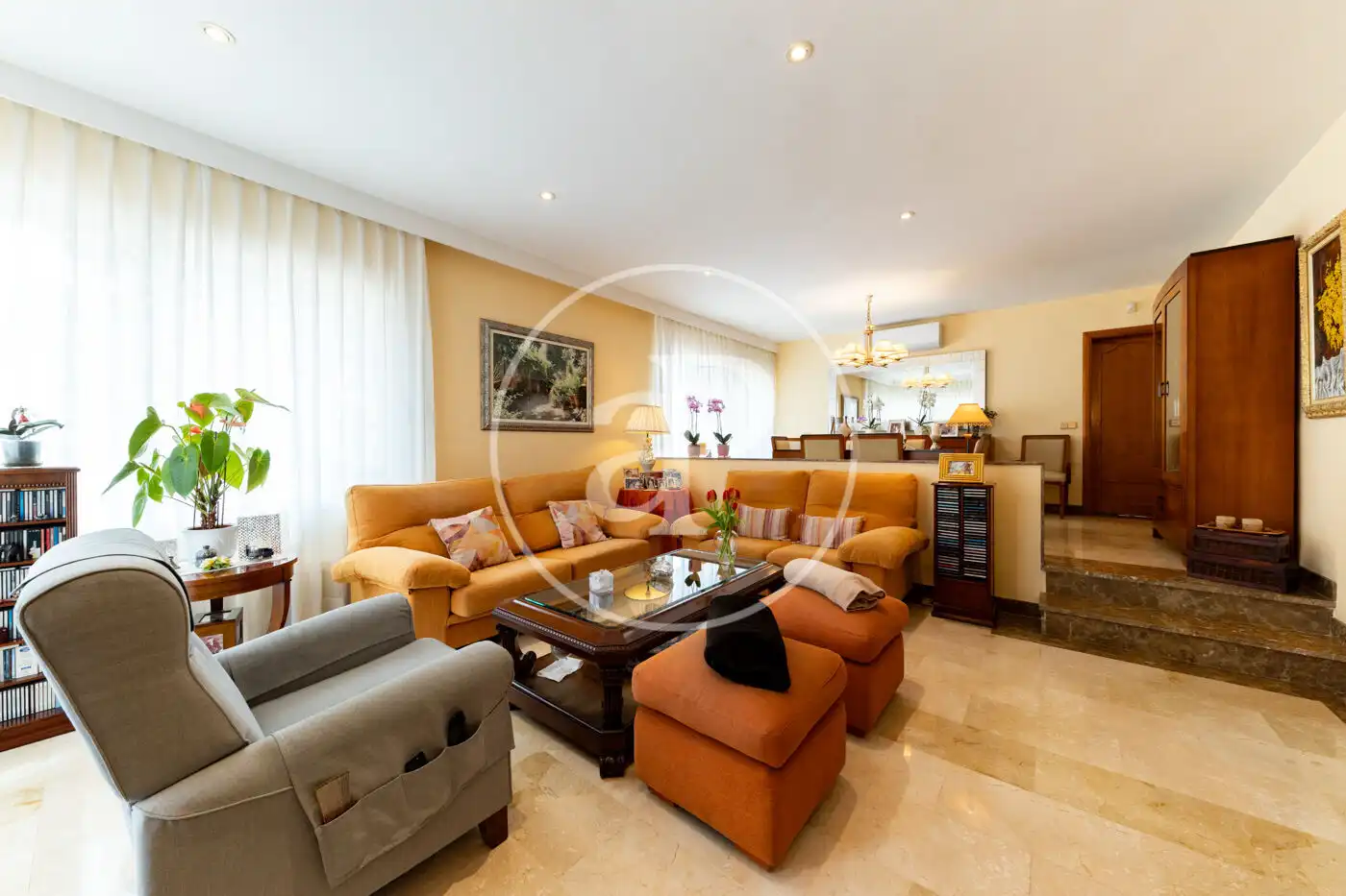 Sala d'estar de Casa o xalet en venda en Calvià amb Aire condicionat, Calefacció i Jardí privat