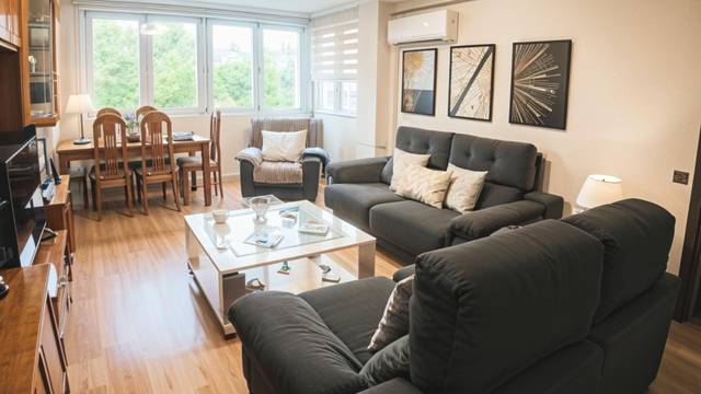 Piso en Venta en Avenida MORATALAZ en Media Legua