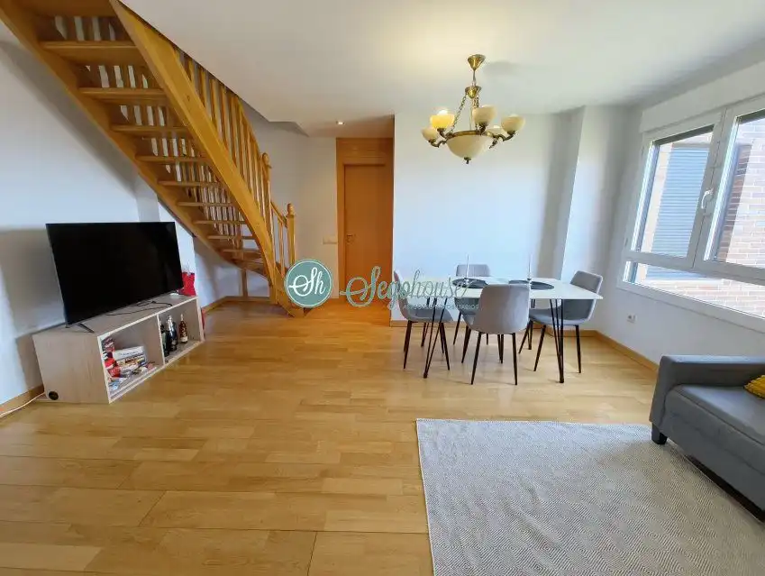 Comedor de Piso en venta en Segovia con Aire acondicionado, Calefacción y Trastero
