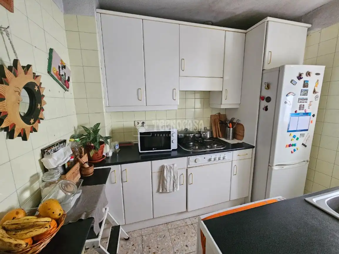 Cuina de Pis en venda en Madrid amb Calefacció i Balcó