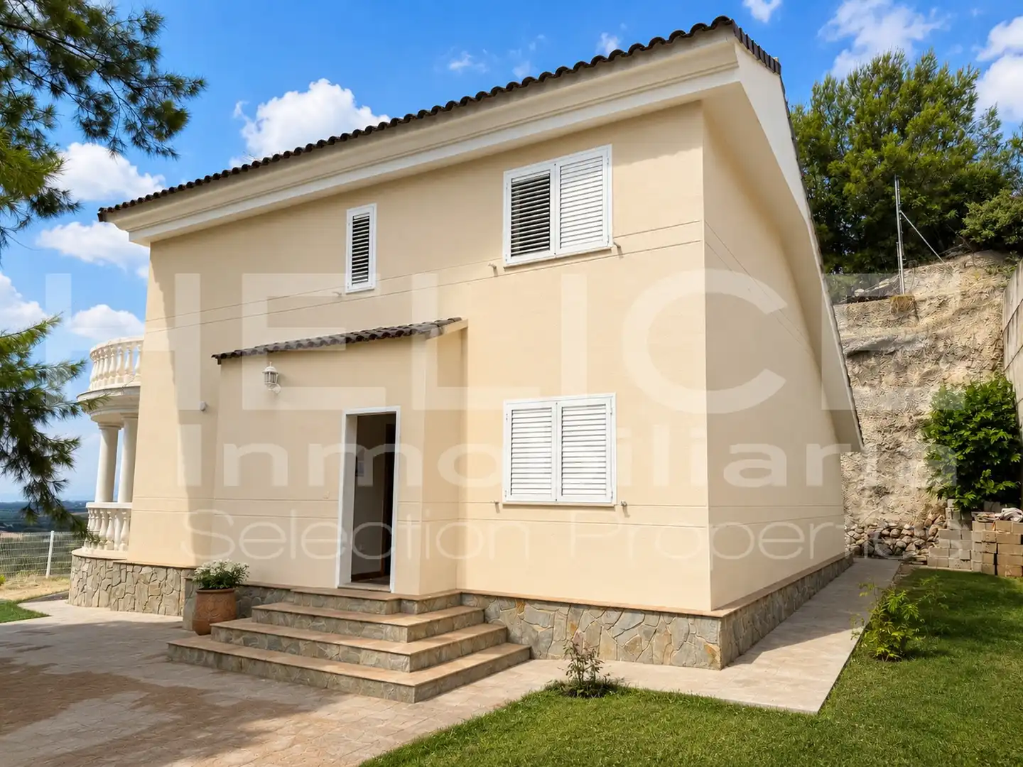 Houses for sale in Carrer Illes Columbretes, 31, Cumbres de Calicanto