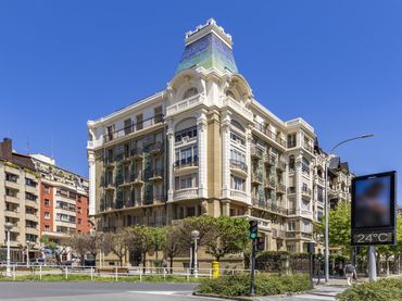 Pis amb balcó en venda a Donostia-San Sebastián - Plaza Vasconia 3. Donostia-San Sebastián 3