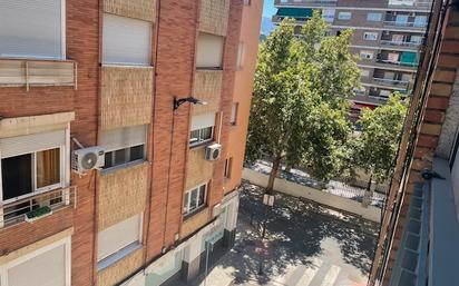 Exterior view of Flat for sale in  Granada Capital  with Balcony