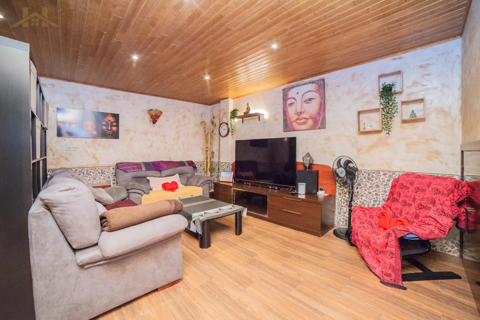 Sala de estar de Casa adosada en venta en Navalcarnero con Aire acondicionado, Calefacción y Jardín privado