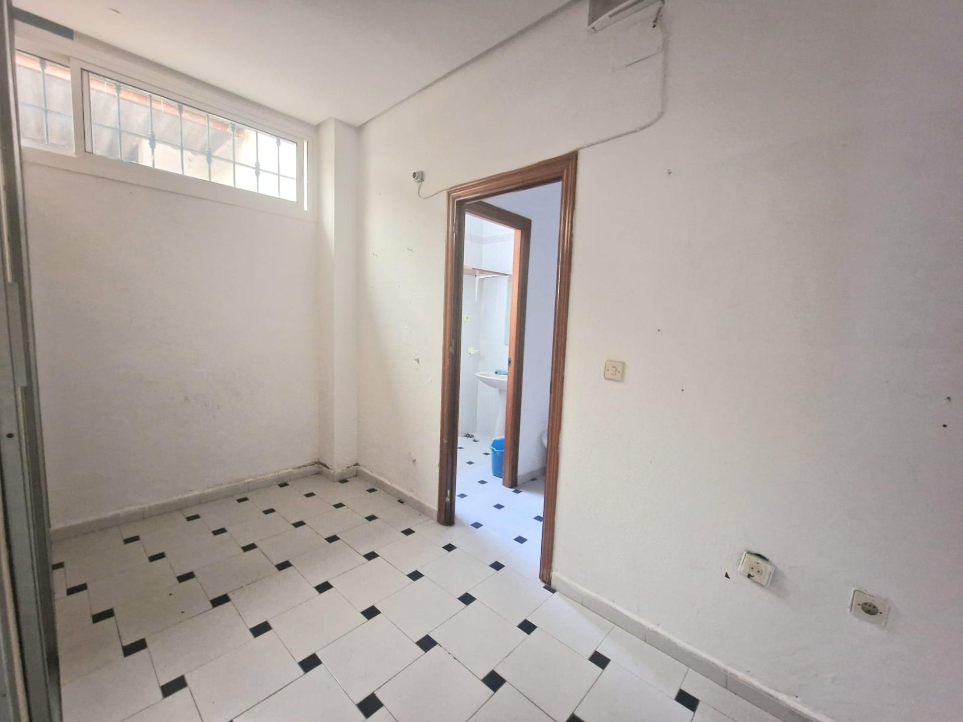 Flat for sale in San José del Valle  with Storage room