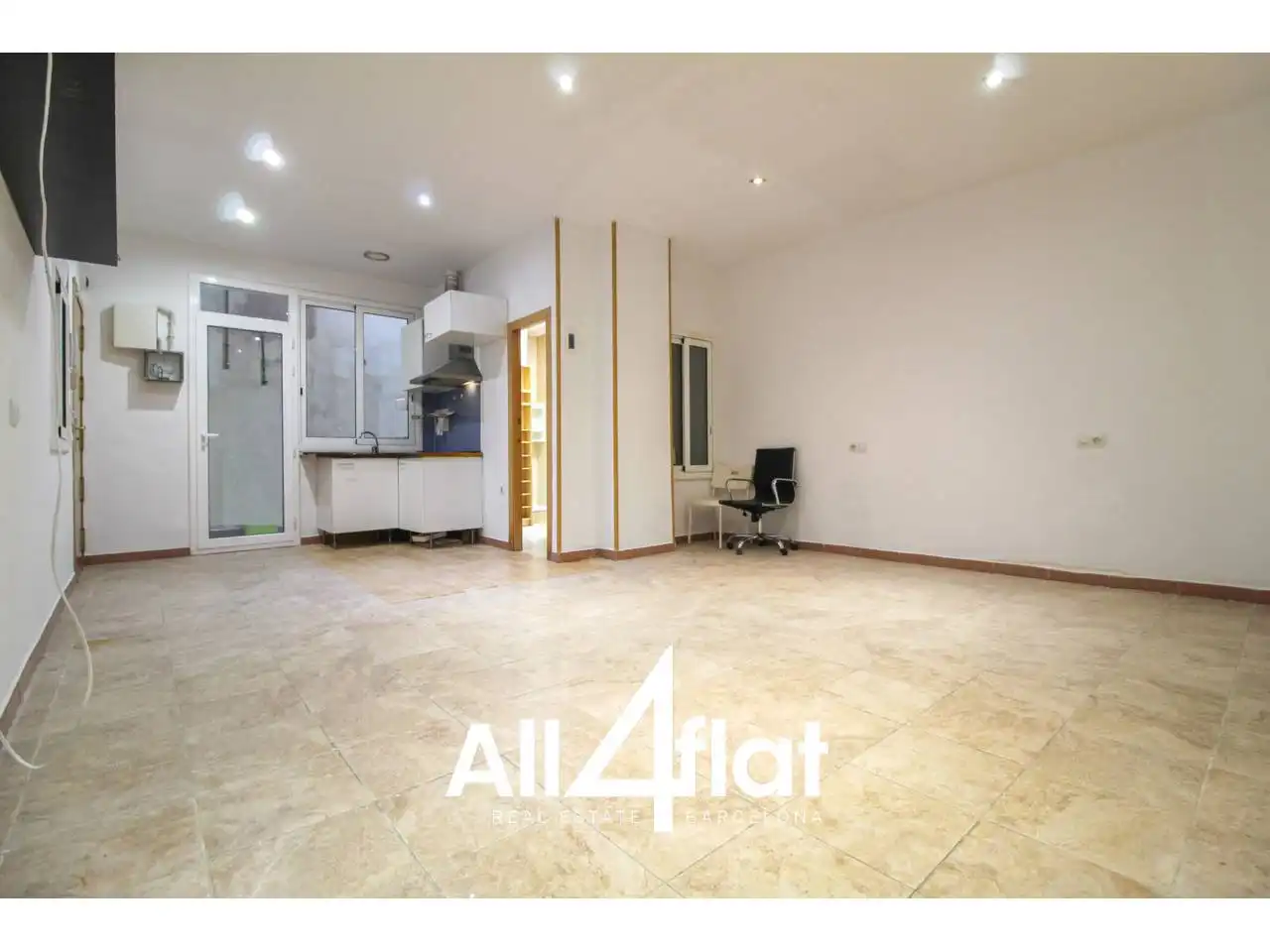 Küche von Wohnung zum Verkauf in L'Hospitalet de Llobregat mit Klimaanlage und Alarm