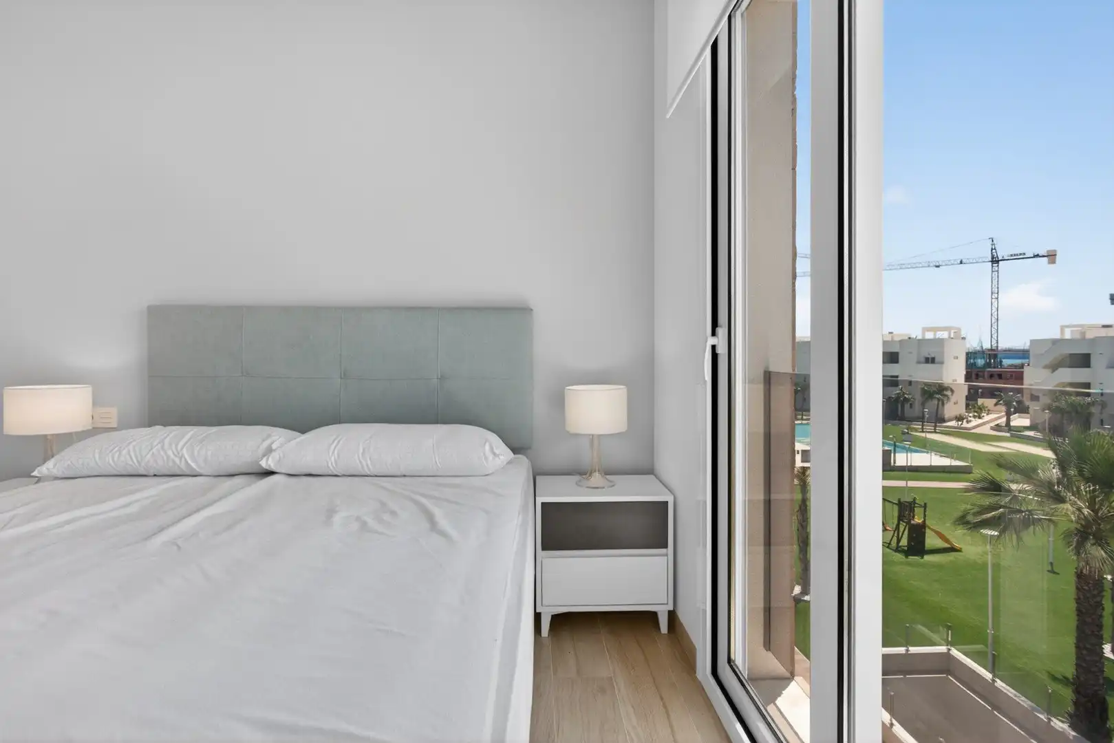 Dormitori de Apartament en venda en Guardamar del Segura amb Moblat