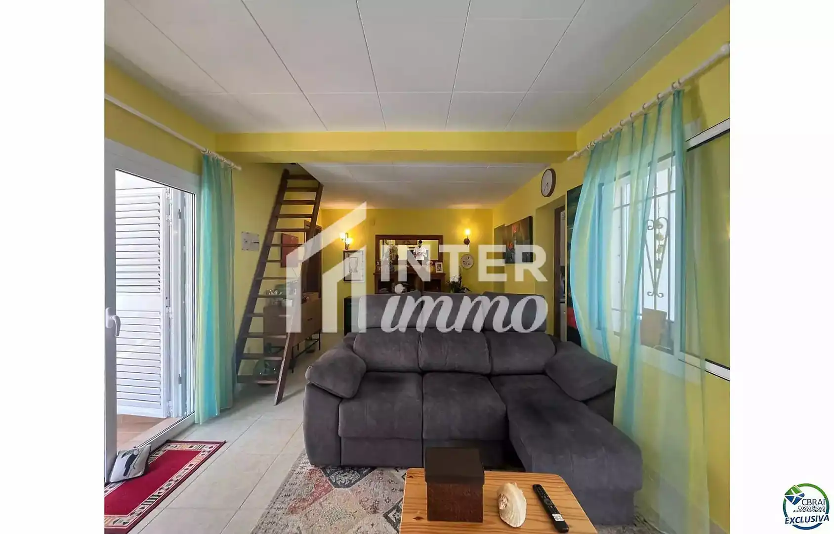Living room of Houses for sale in Roses  with Terrace and Furnished