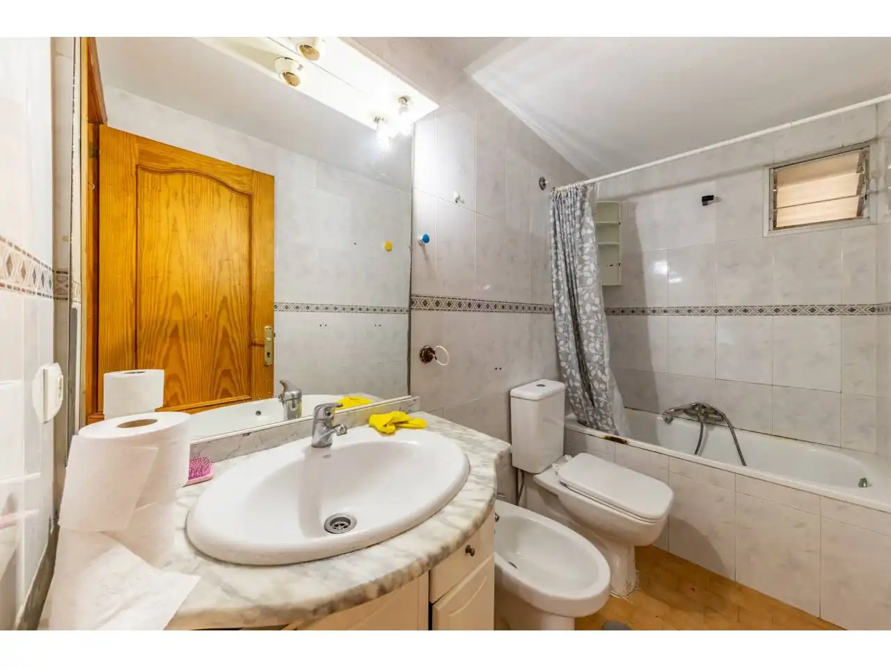 Bathroom of Flat for sale in  Palma de Mallorca  with Air Conditioner