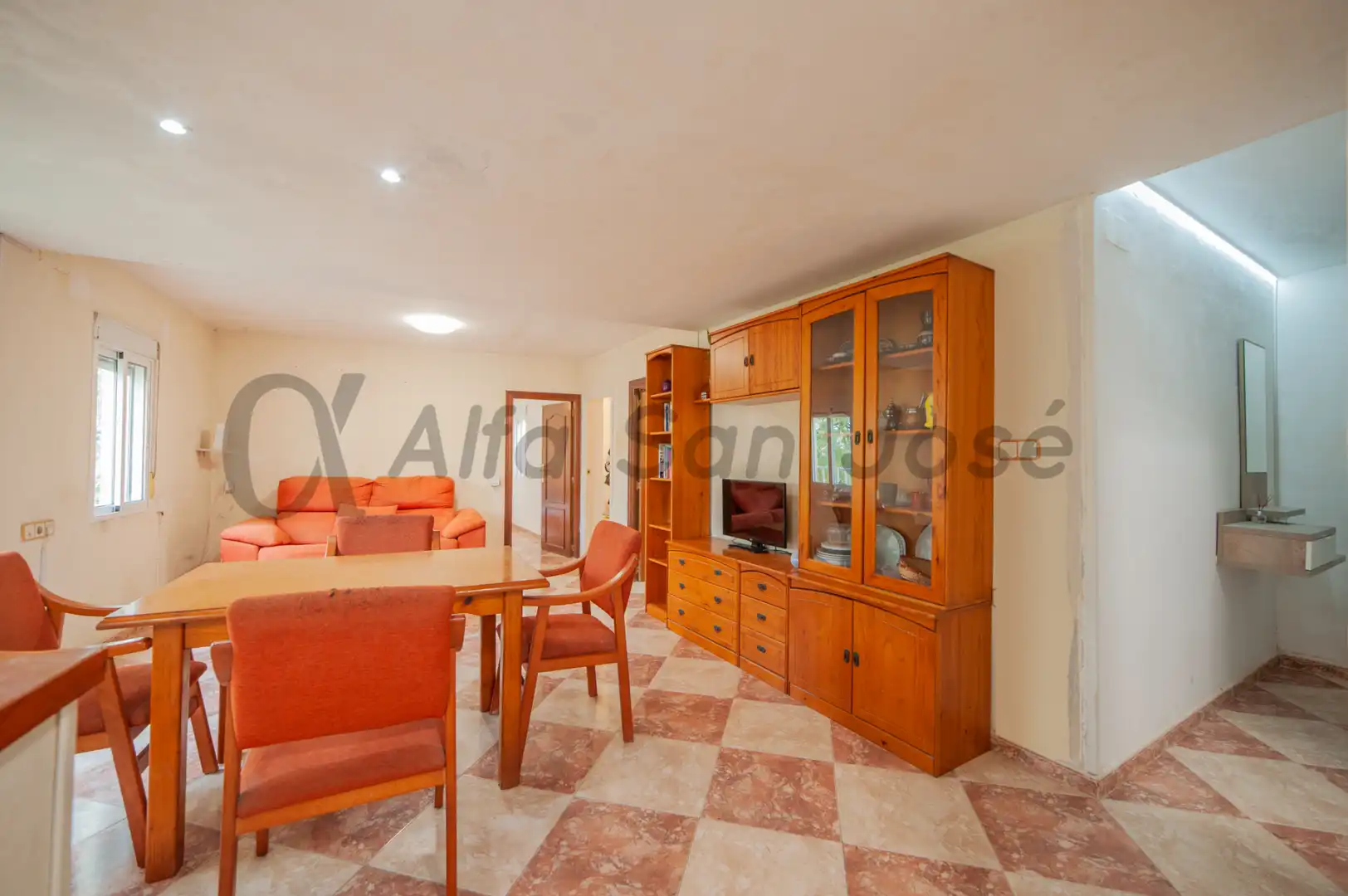 Living room of Flat for sale in Sevilla  with Furnished and Oven
